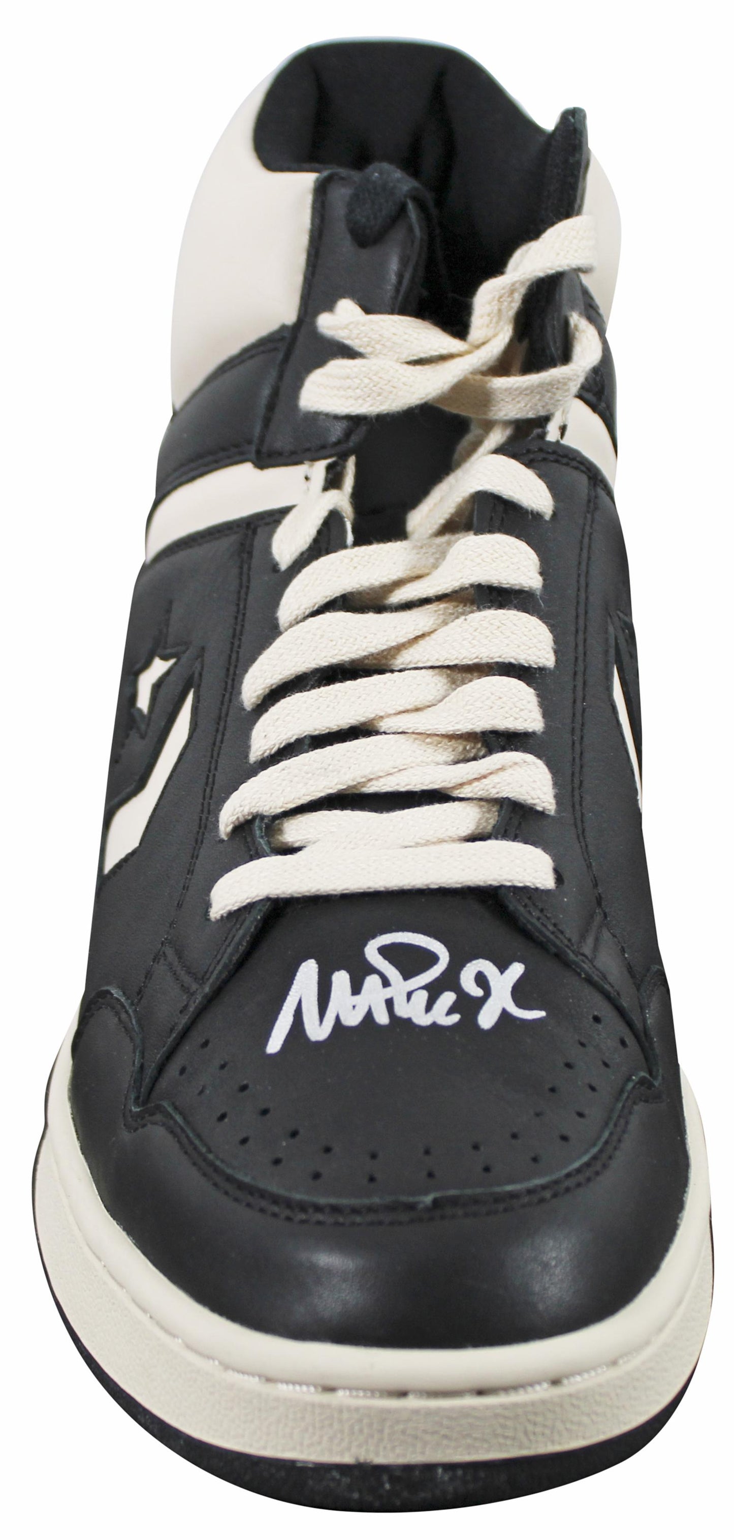 Magic Johnson Signed (Beckett) Vintage Converse Basketball Shoe - Beckett Witnessed