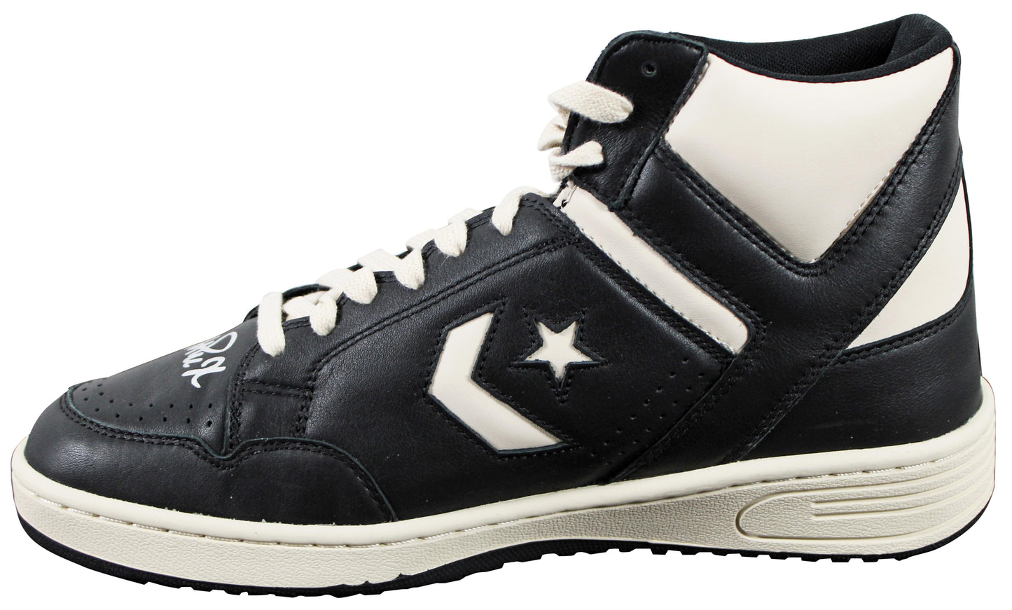 Magic Johnson Signed (Beckett) Vintage Converse Basketball Shoe - Beckett Witnessed