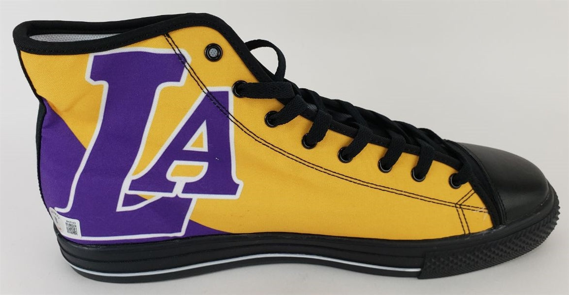 Magic Johnson Signed (Beckett) Los Angeles Lakers High-Top Sneaker (Beckett Witness Certified)