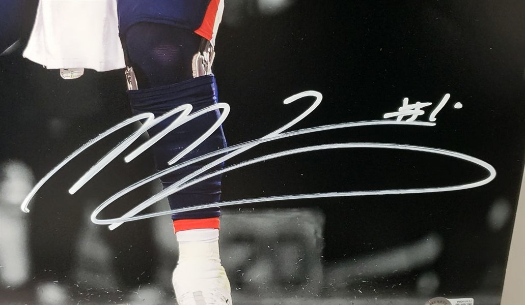 Mac Jones Signed New England Patriots 16x20 Photo (Beckett Witness Certified)