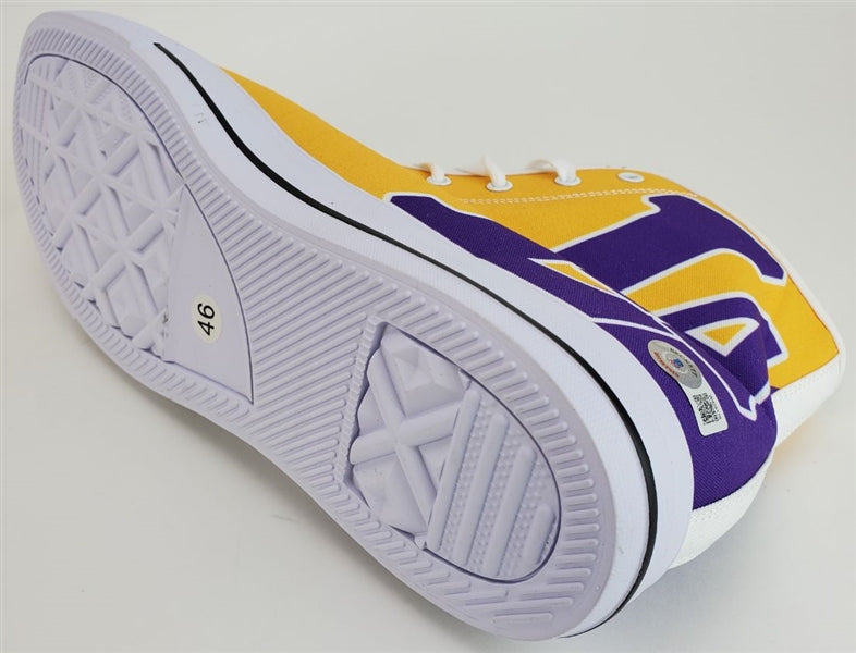 Magic Johnson Signed Los Angeles Lakers High-Top Sneaker (Beckett Witness Certified)