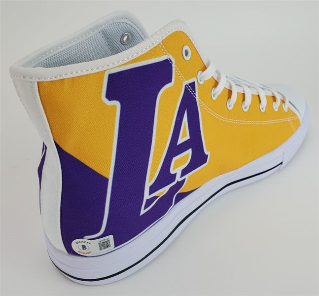 Magic Johnson Signed Los Angeles Lakers High-Top Sneaker (Beckett Witness Certified)