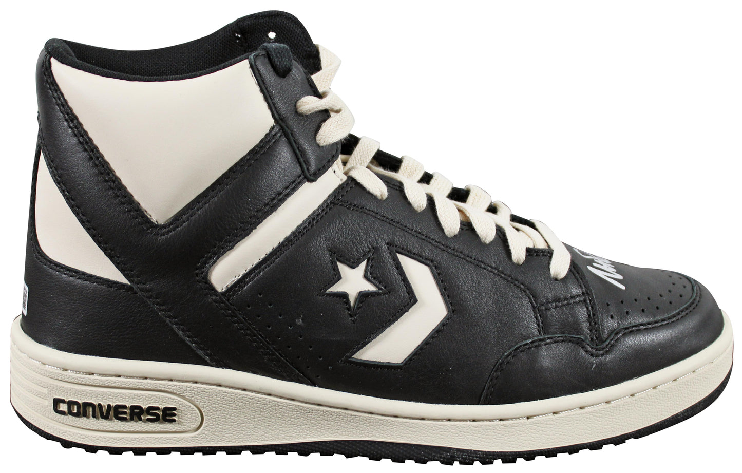 Magic Johnson Signed (Beckett) Vintage Converse Basketball Shoe - Beckett Witnessed