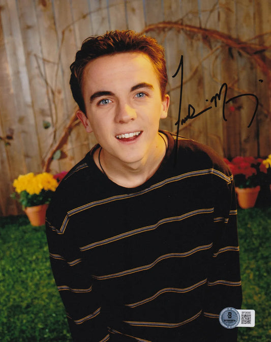 Frankie Muniz Signed Malcolm In The Middle 8×10 Photo (Beckett Certified)