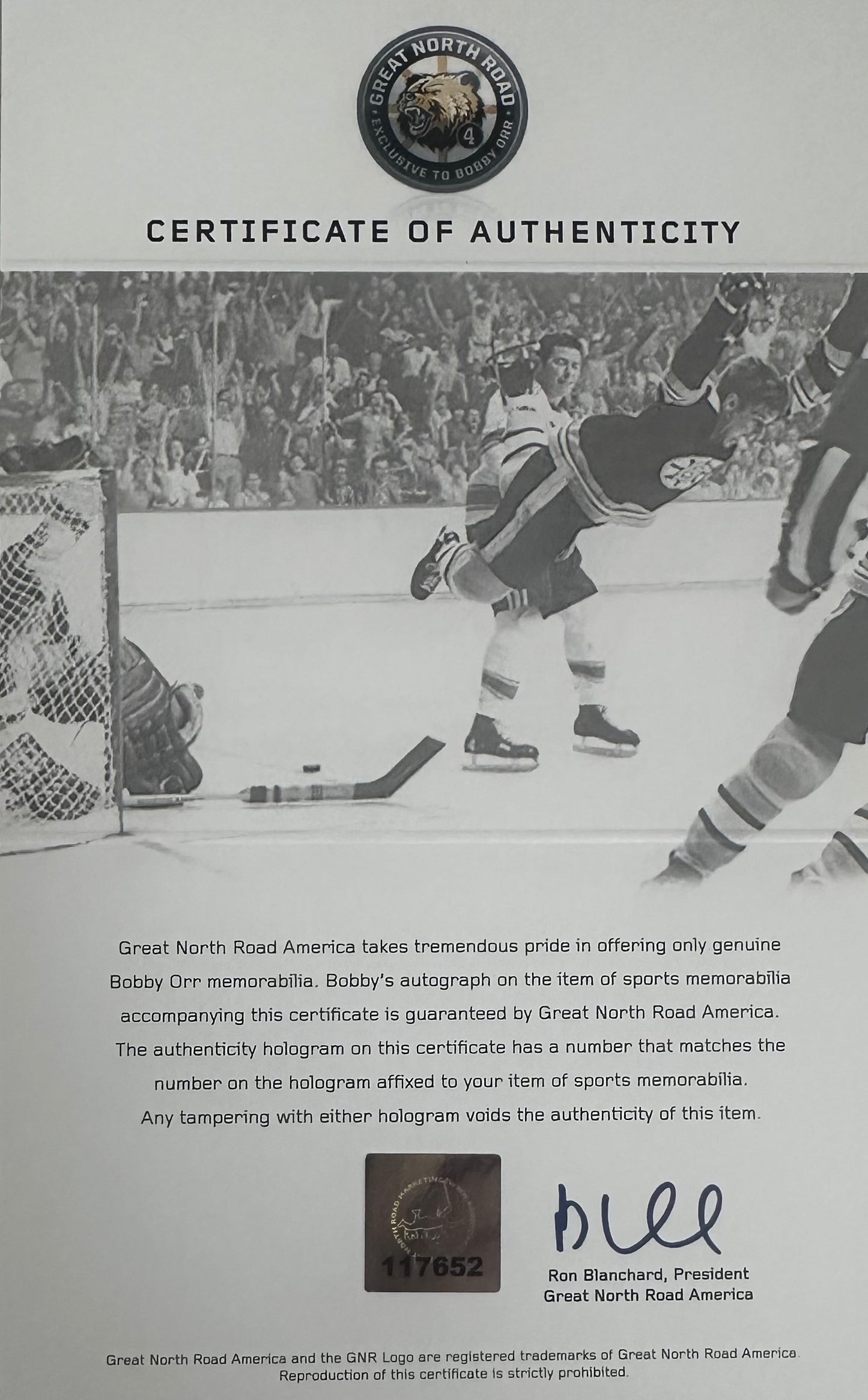 Bobby Orr Signed Bruins 11x14 Photo (Orr)