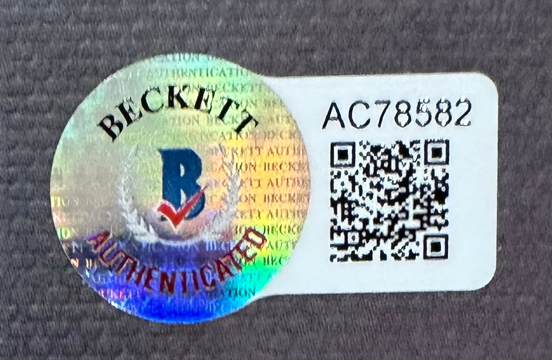 Justin Hayward, Ray Thomas, Mike Pinder, Graeme Edge & John Lodge Signed (Beckett) "The Moody Blues" Vinyl Record Album