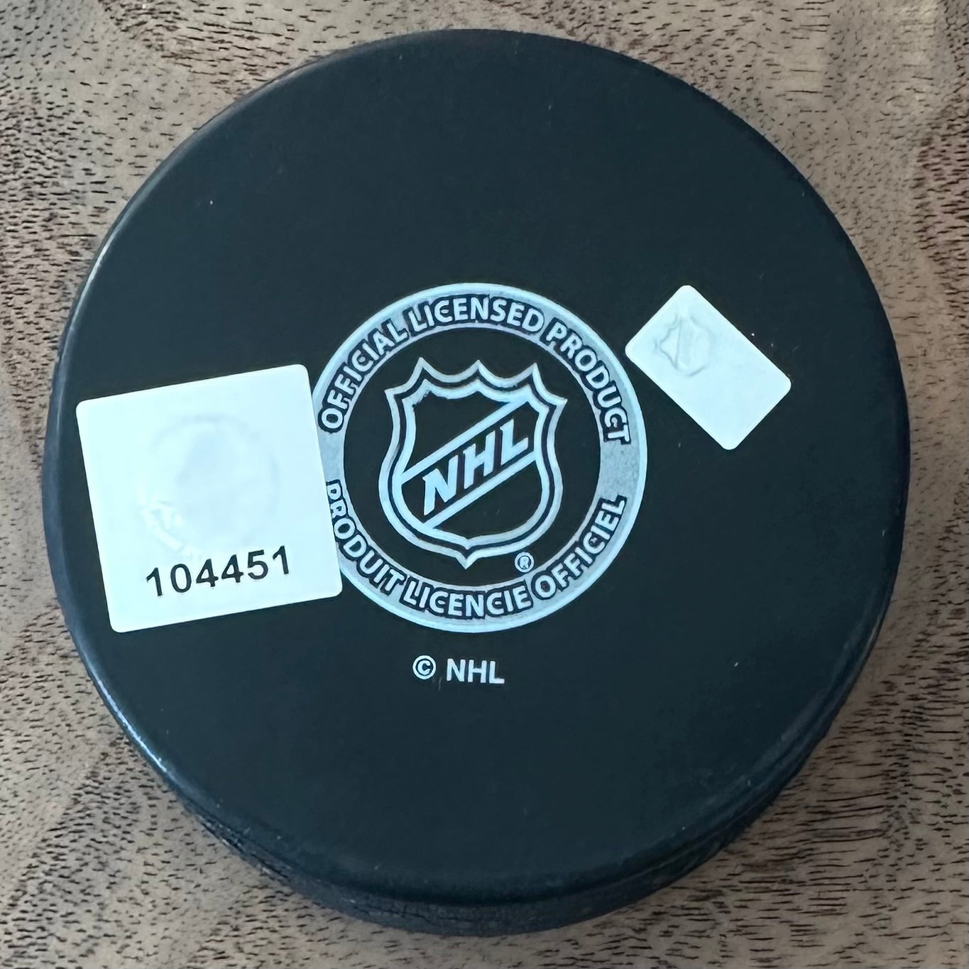 Bobby Orr Signed (Orr) Bruins Logo Hockey Puck (Official Orr Hologram and COA)