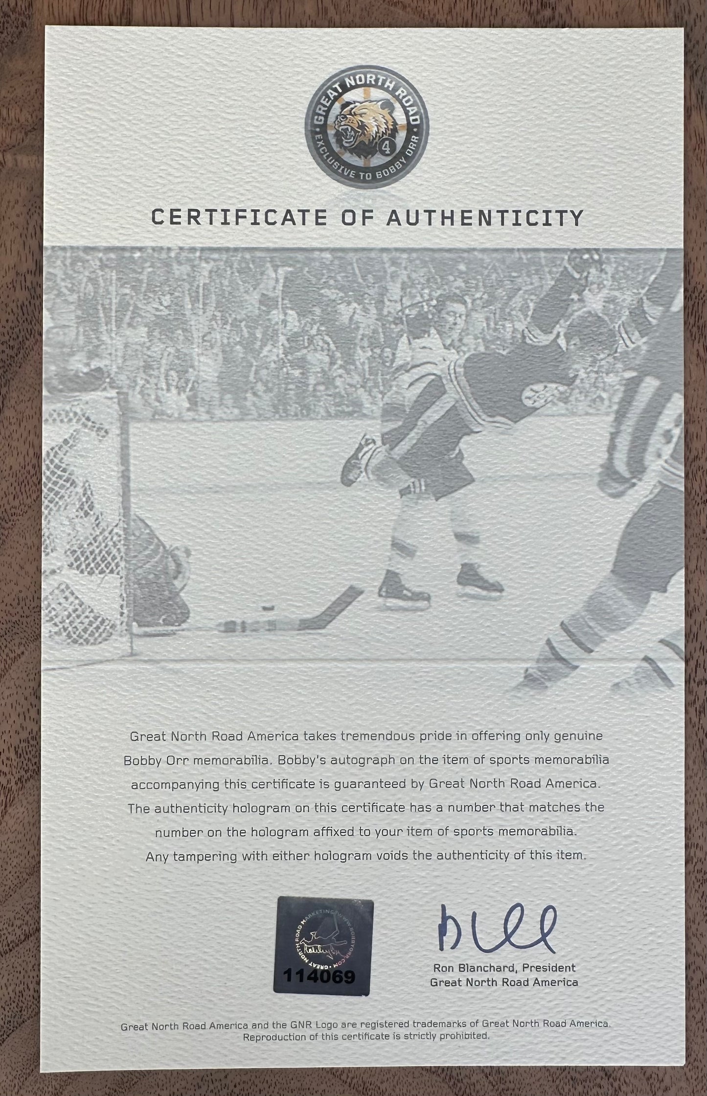 Bobby Orr Signed Bruins "The Flying Goal" 16x20 Photo (Orr)