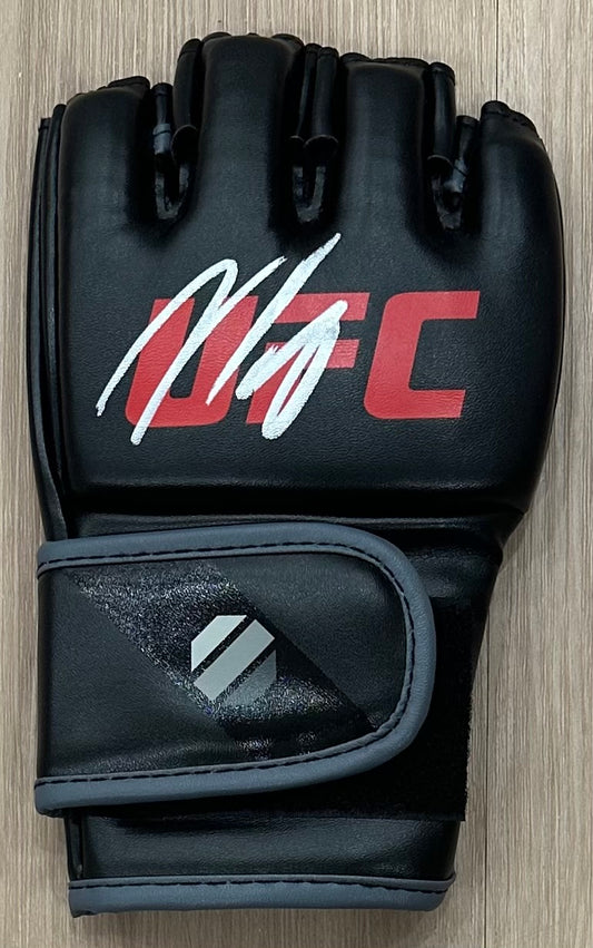 Nick Diaz Signed (Beckett) UFC Fight Glove - Beckett Witnessed
