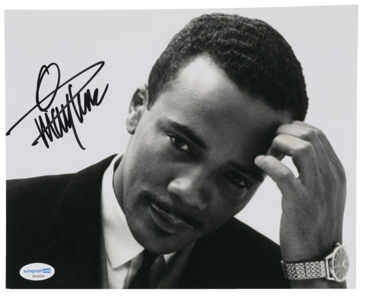 Quincy Jones Signed 8x10 Photo (AutographCOA)