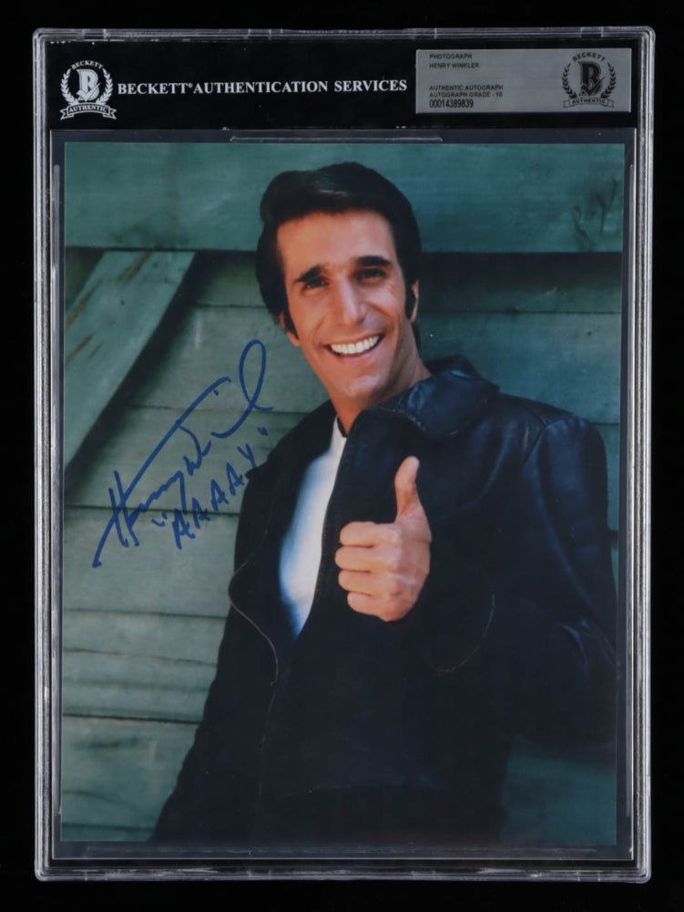 Henry Winkler Signed (Beckett) "Happy Days" 8x10 Photo Inscribed "AAAAY" (Beckett Encapsulated)