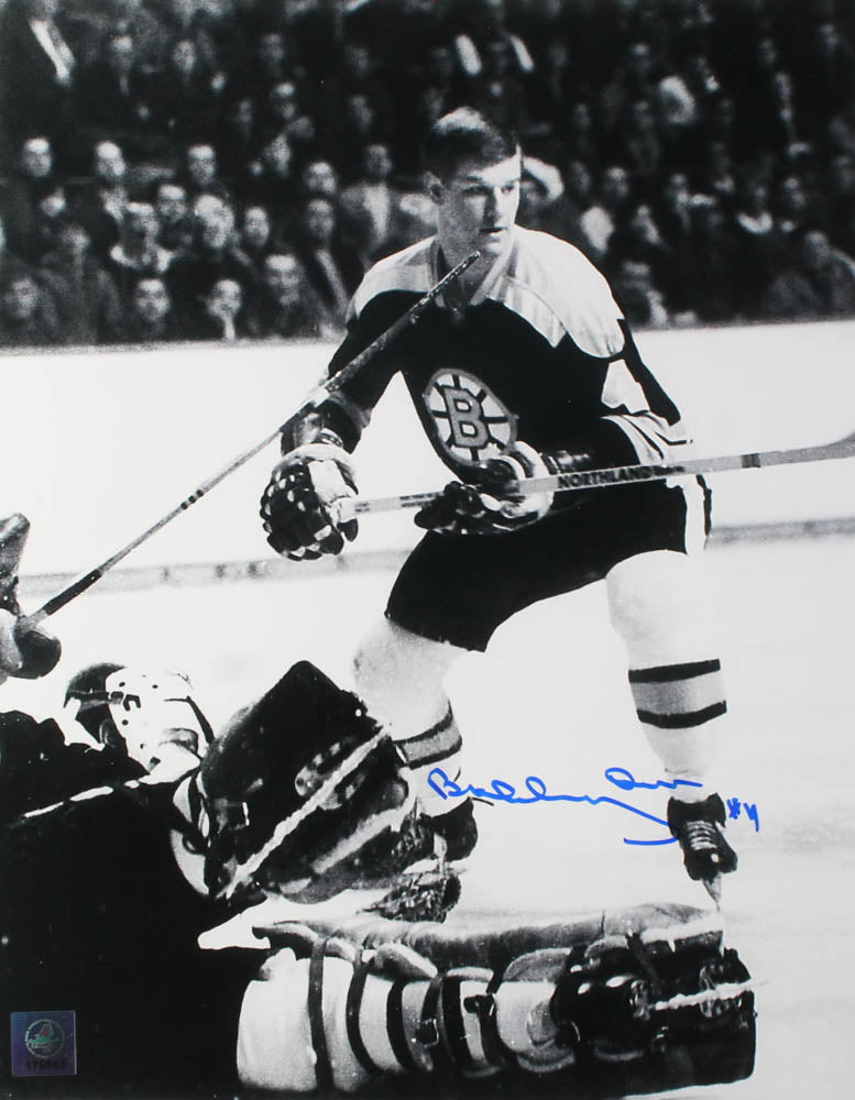 Bobby Orr Signed Bruins 11x14 Photo (Orr)