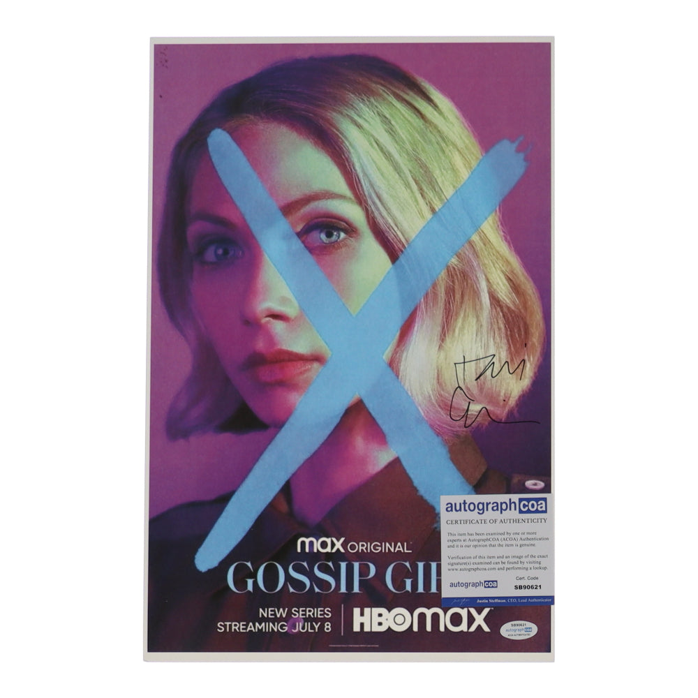 Tavi Gevinson Signed "Gossip Girl" 11x17 Photo (AutographCOA) - Kate Keller