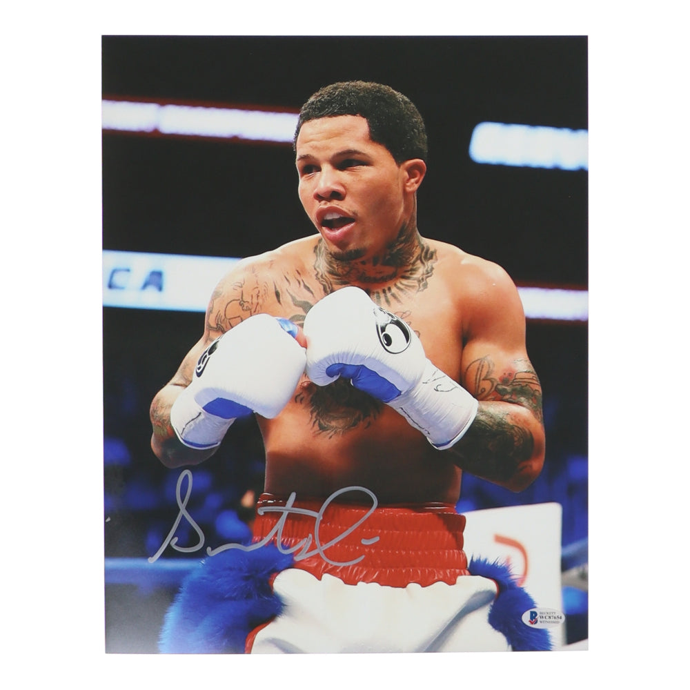 Gervonta Davis Signed 11x14 Photo (Beckett) Beckett Witnessed