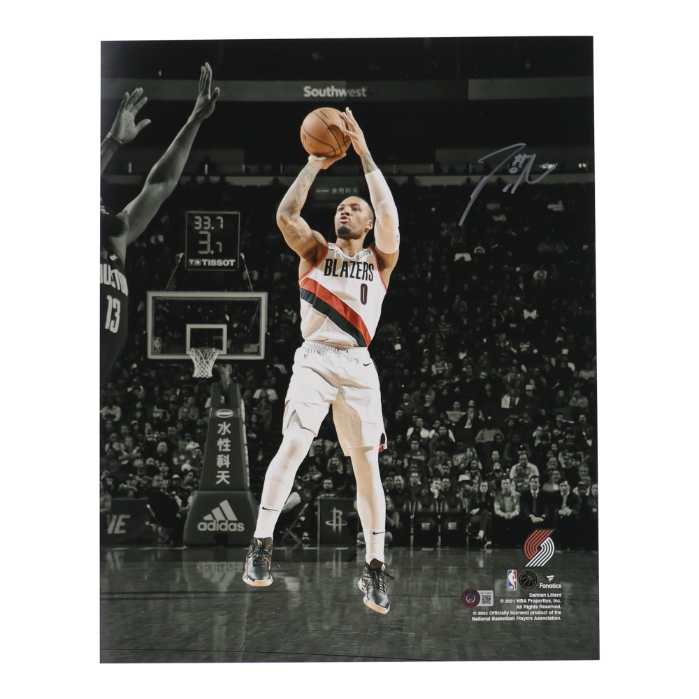 Damian Lillard Signed (Beckett) Trail Blazers 16x20 Photo