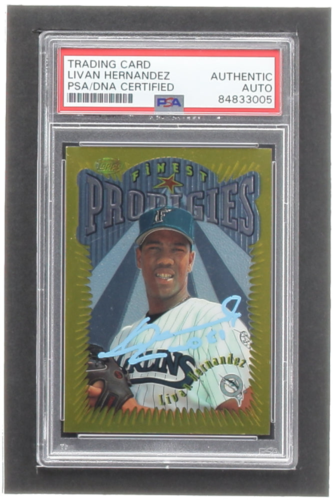 Livan Hernandez Signed 1996 Finest #G294 G RC (PSA) Rookie Card