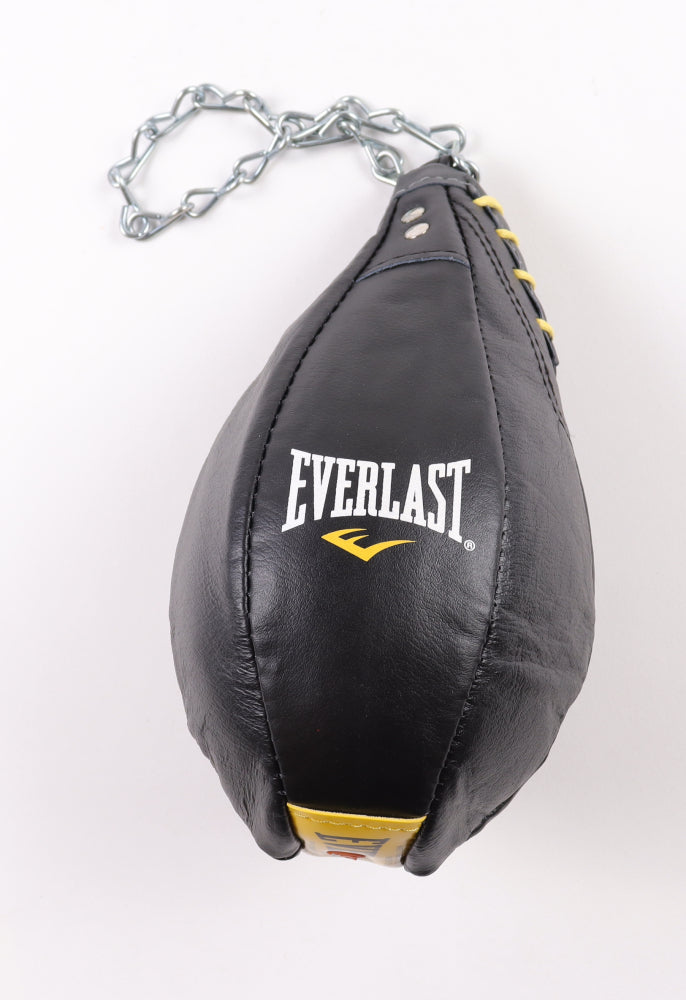 Julio Cesar Chavez Signed (Beckett) Everlast Boxing Speed Bag - Beckett Witnessed