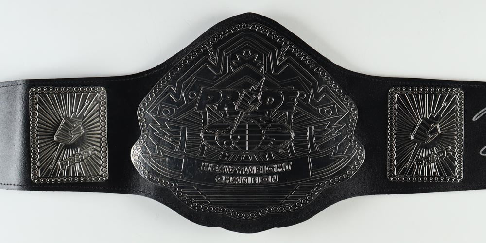 Fedor Emelianenko Signed (Beckett) Full-Size MMA Pride Championship Belt - Beckett Witnessed