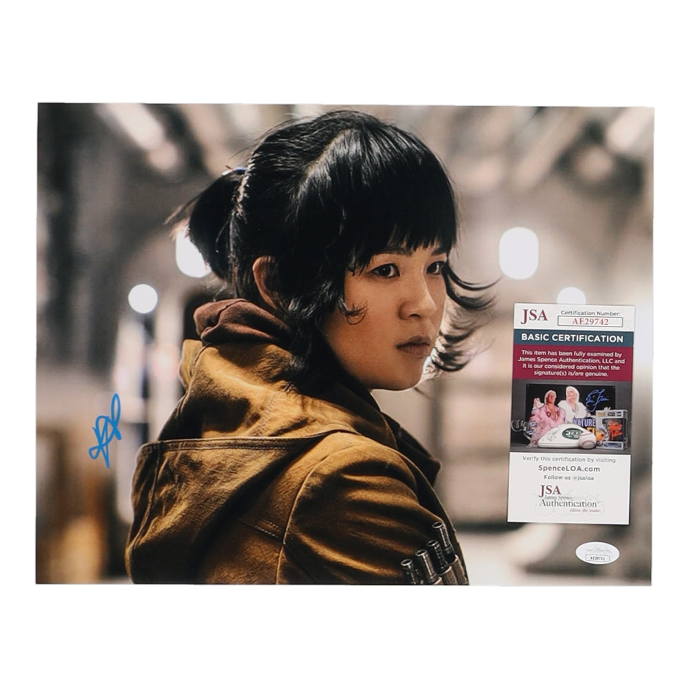 Kelly Marie Tran Signed (JSA) "Star Wars: The Last Jedi" 11x14 Photo - Rose Tico