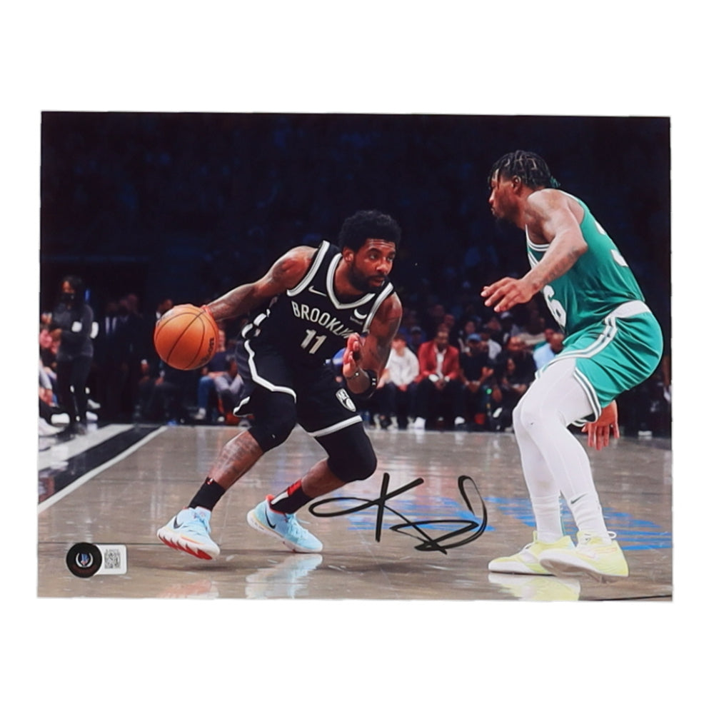 Kyrie Irving Signed Nets 8x10 Photo (Beckett)