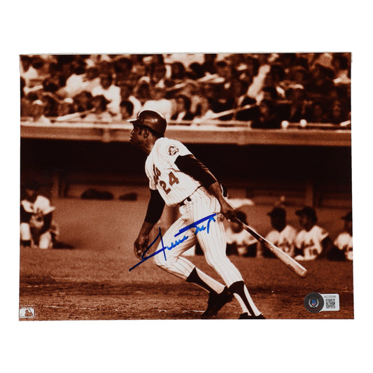 Willie Mays Signed Mets 8x10 Photo (Beckett)