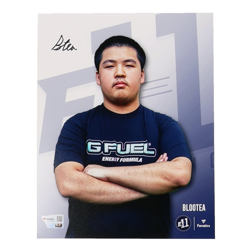 Garvin "BlooTea" Chen Signed E11 8x10 Photo (Fanatics) - Fortnite Player