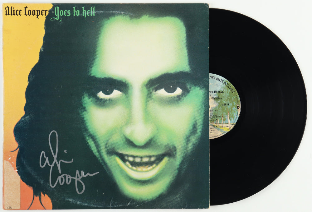 Alice Cooper Signed (Beckett) "Alice Cooper Goes to Hell" Vinyl Record Album  -  Beckett Witnessed