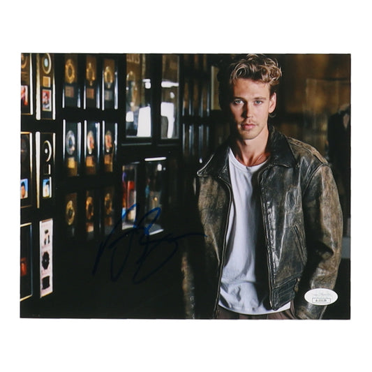 Austin Butler Signed 8x10 Photo (JSA)