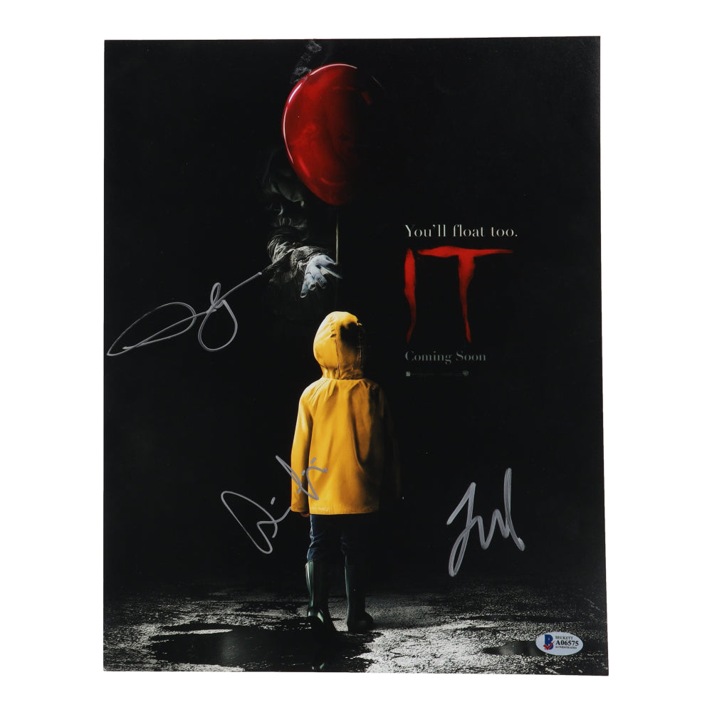 Jaeden Lieberher, Sophia Lillis & Andy Muschietti Signed (PSA) "It" 11x14 Photo