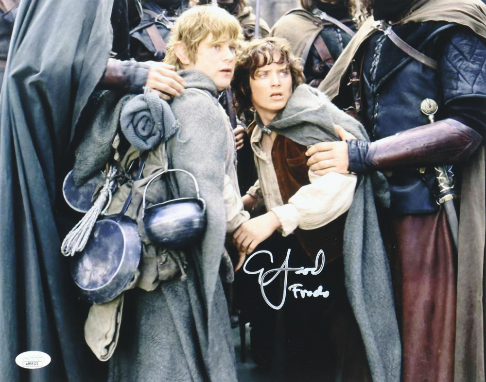 Elijah Wood Signed (JSA) "Lord of the Rings" 11x14 Photo Inscribed "Frodo"