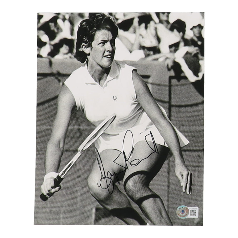 Margaret Court Signed 8x10 Photo (Beckett)