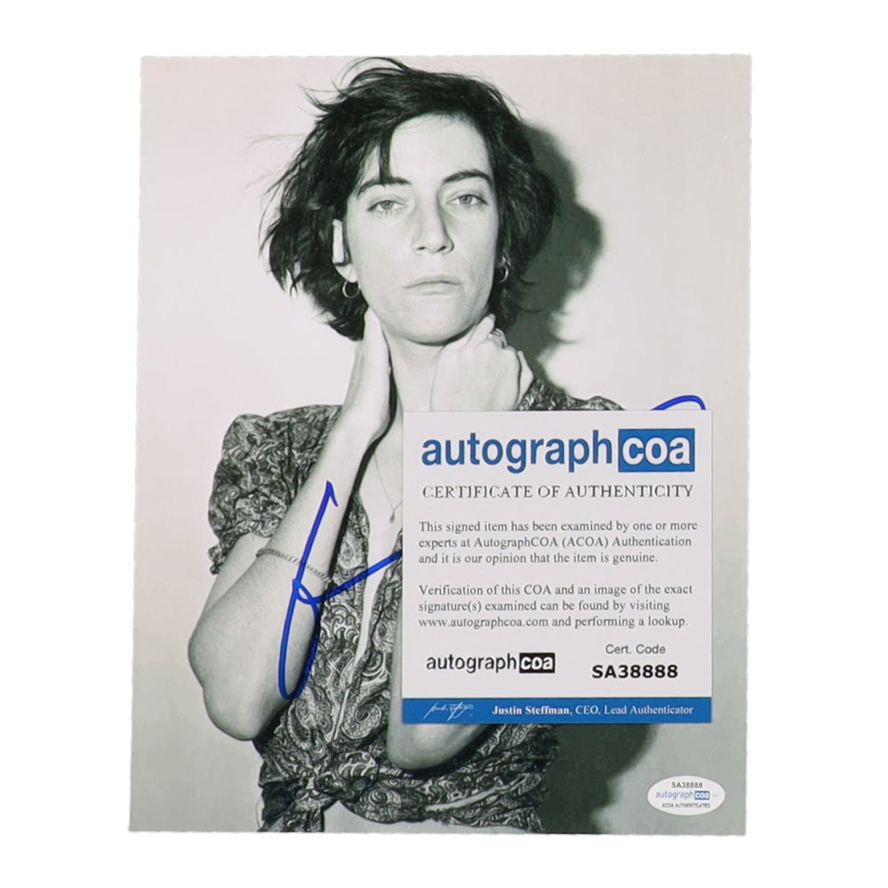 Patti Smith Signed 8x10 Photo (ACOA)