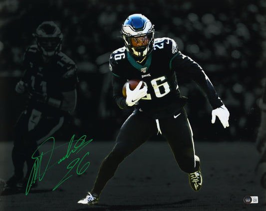 Miles Sanders Signed (Beckett) Eagles 16x20 Photo - Beckett Witnessed