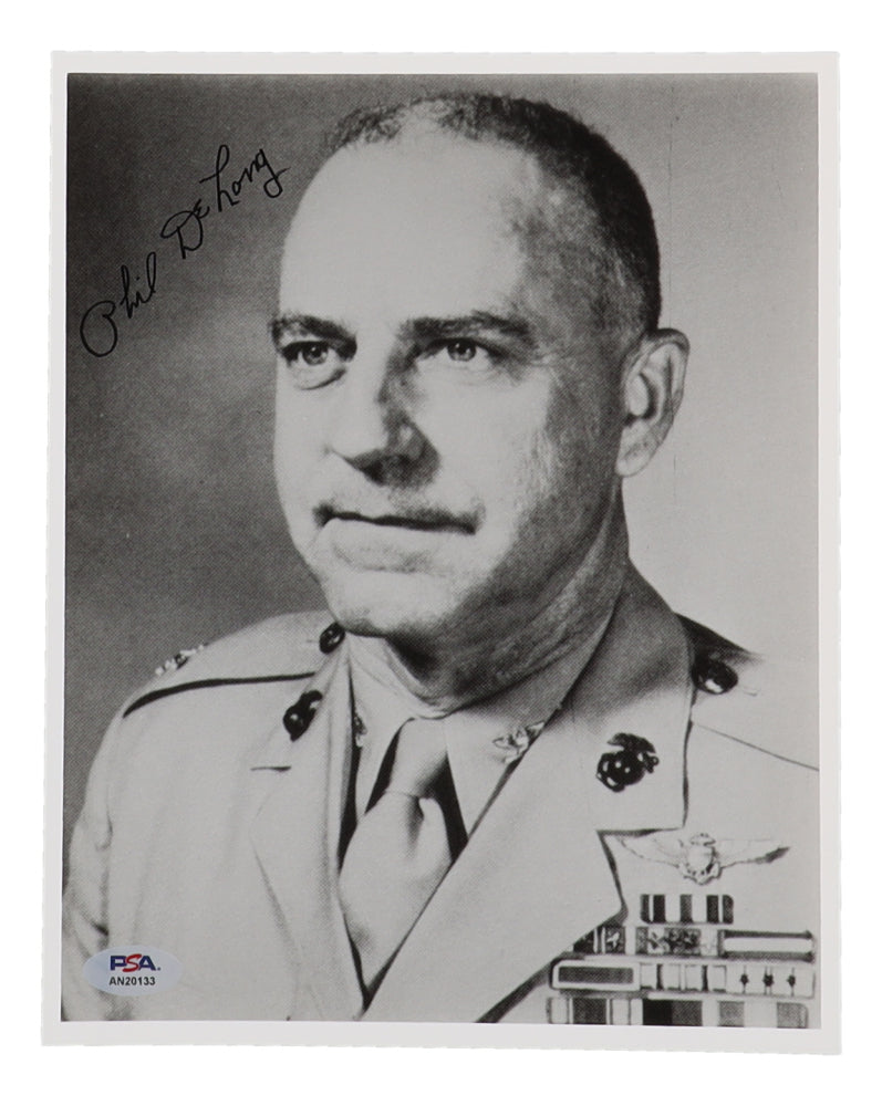 Philip DeLong Signed (PSA) 8x10 Photo WWII VMF-212 Ace 13.166 Victories - VMF-212, VMF-312 Ace - 13.166 Victories (d)