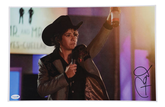 Roberta Colindrez Signed "Vida" 11x17 Photo (ACOA) Nico