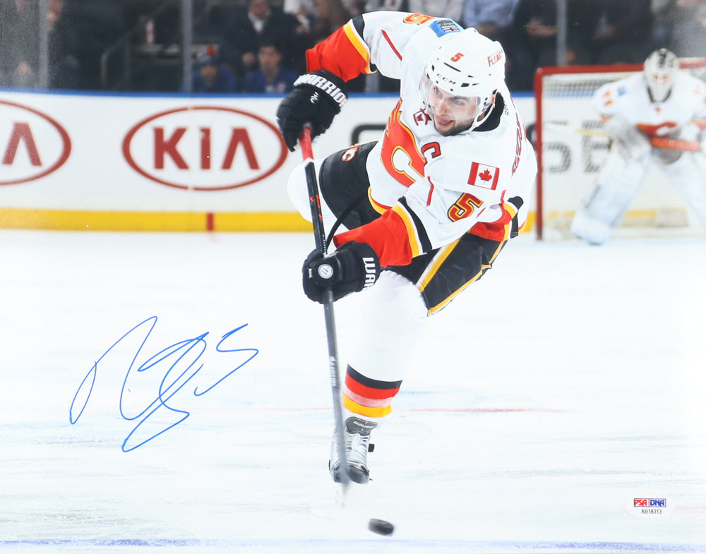 Mark Giordano Signed Flames 11x14 Photo (PSA)