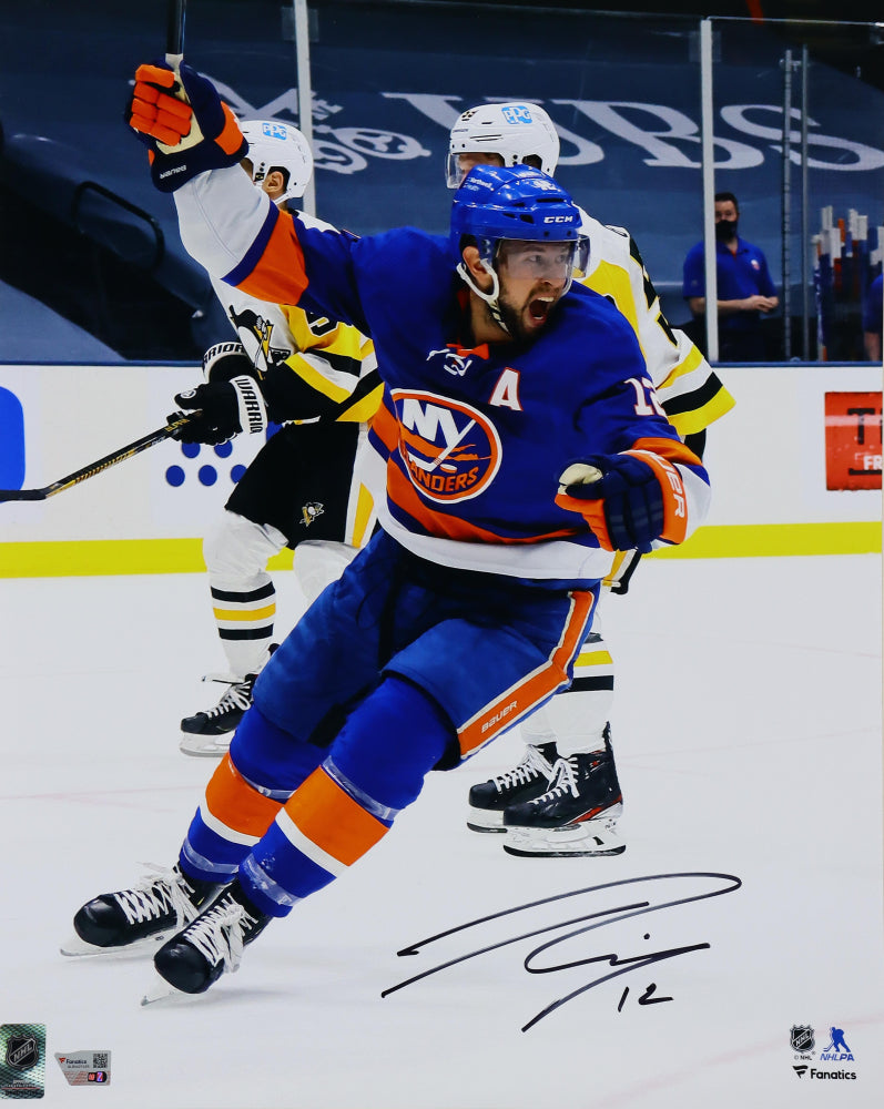 Josh Bailey Signed 16x20 Photo (Fanatics) - New York Islanders