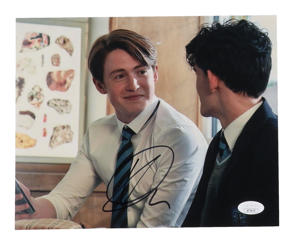 Kit Connor Signed "Heartstopper" 8x10 Photo (JSA) - Nick Nelson