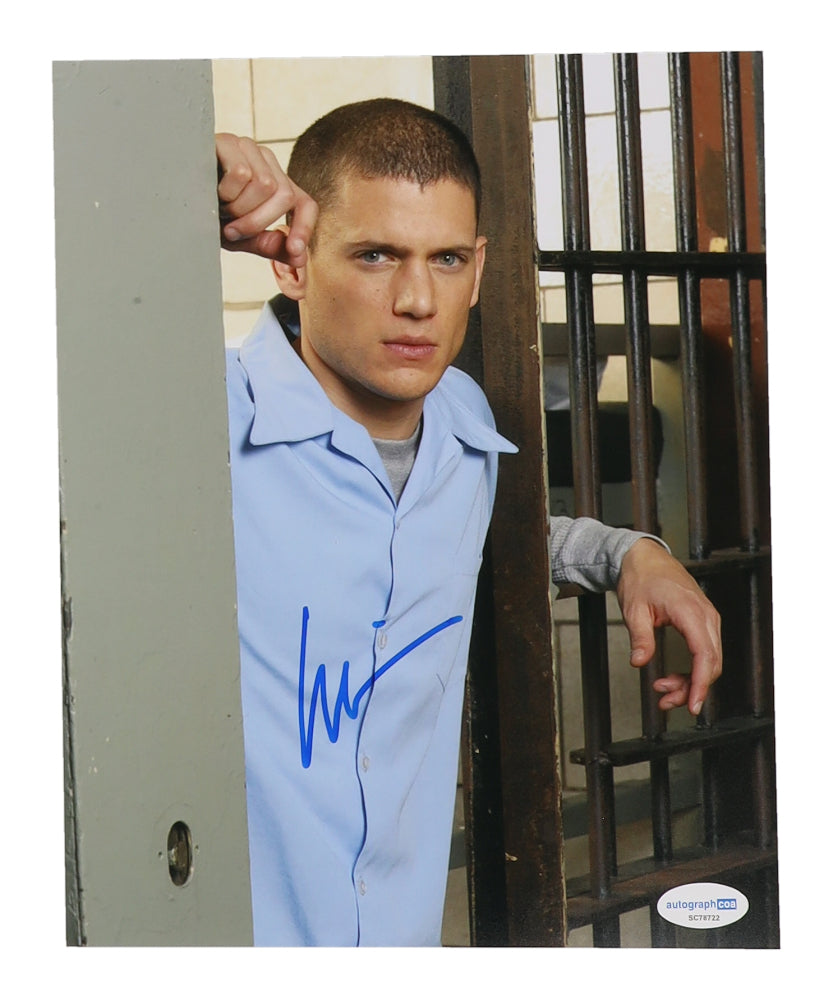 Wentworth Miller Signed "Prison Break" 8x10 Photo (ACOA) - Michael Scofield