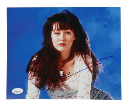 Shannen Doherty Signed 8x10 Photo (JSA)