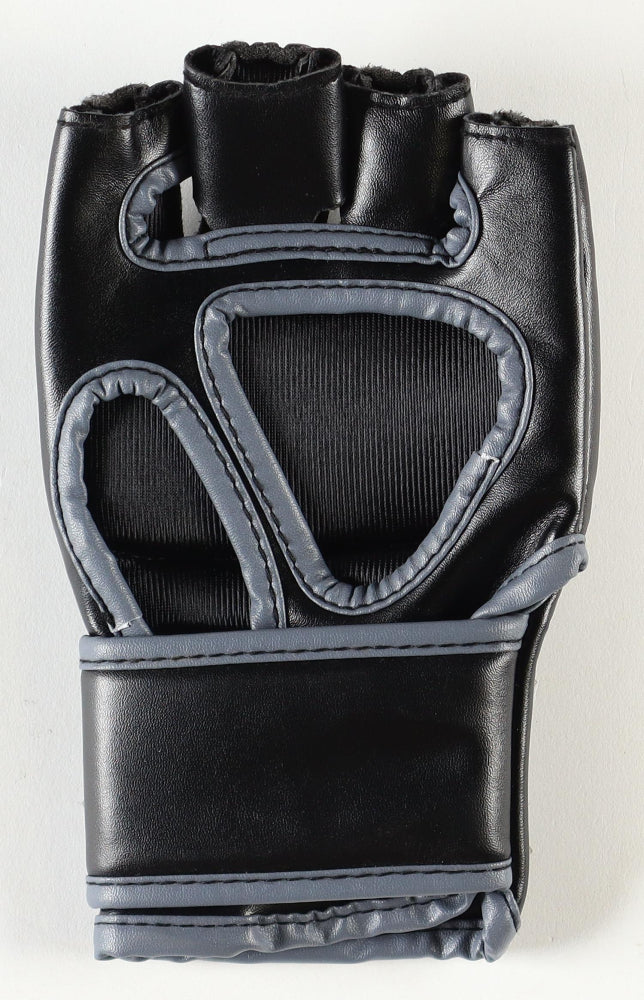 Payton Talbott Signed (Beckett) UFC Fight Glove Beckett Witnessed