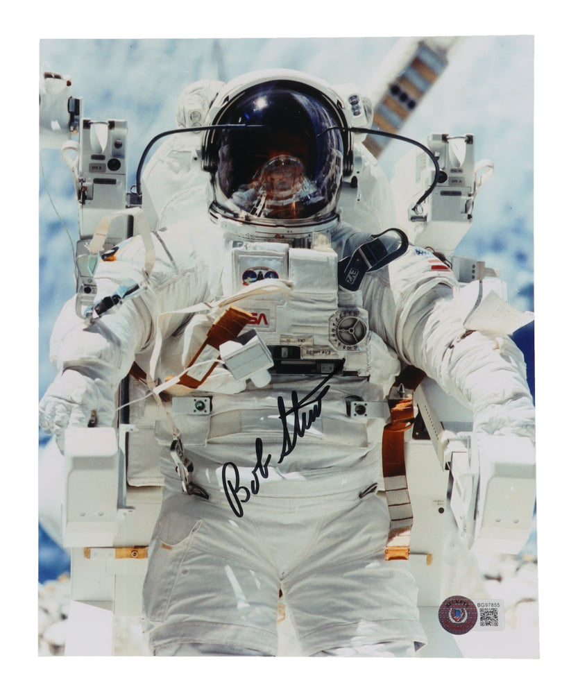 Robert L. Stewart Signed NASA 8x10 Photo (Beckett) - Former NASA astronaut