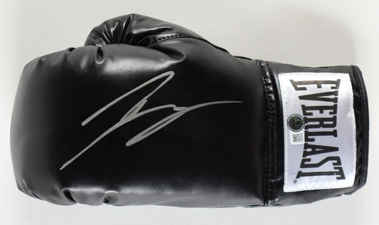 Ryan Garcia Signed Everlast Boxing Glove (Beckett) - Beckett Witnessed