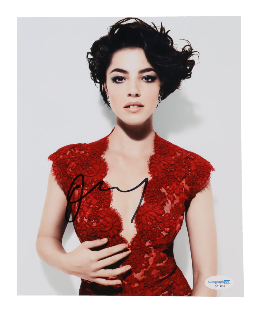 Olivia Thirlby Signed 8x10 Photo (AutographCOA)