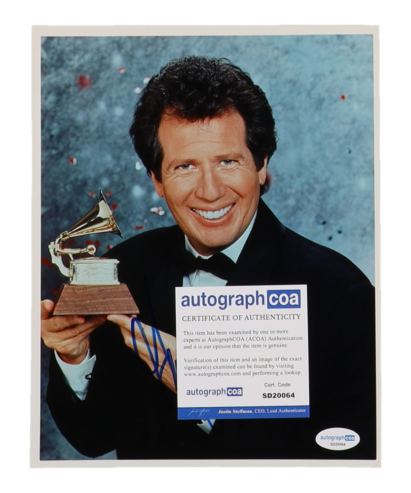 Gary Shandling Signed 8x10 Photo (AutographCOA)