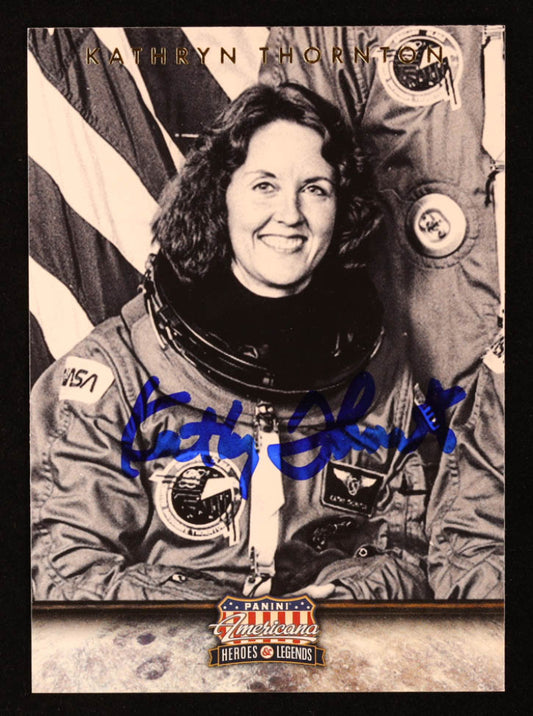 Kathryn Thornton Signed (Beckett) 2012 Panini Americana Heroes & Legends #55 - NASA Astronaut