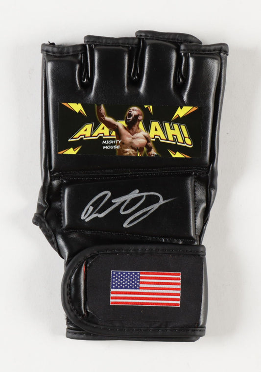 Demetrious "Mighty Mouse" Johnson Signed (Beckett) MMA Custom USA Glove - Beckett Witnessed
