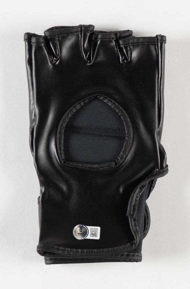 Demetrious "Mighty Mouse" Johnson Signed (Beckett) MMA Custom USA Glove - Beckett Witnessed
