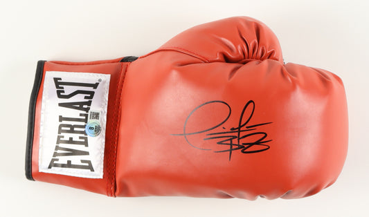 Deontay Wilder Signed (Beckett) Everlast Boxing Glove - Beckett Witnessed