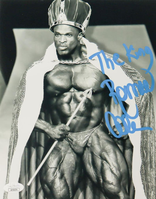 Ronnie Coleman Signed (JSA) 8x10 Photo Inscribed "The King"